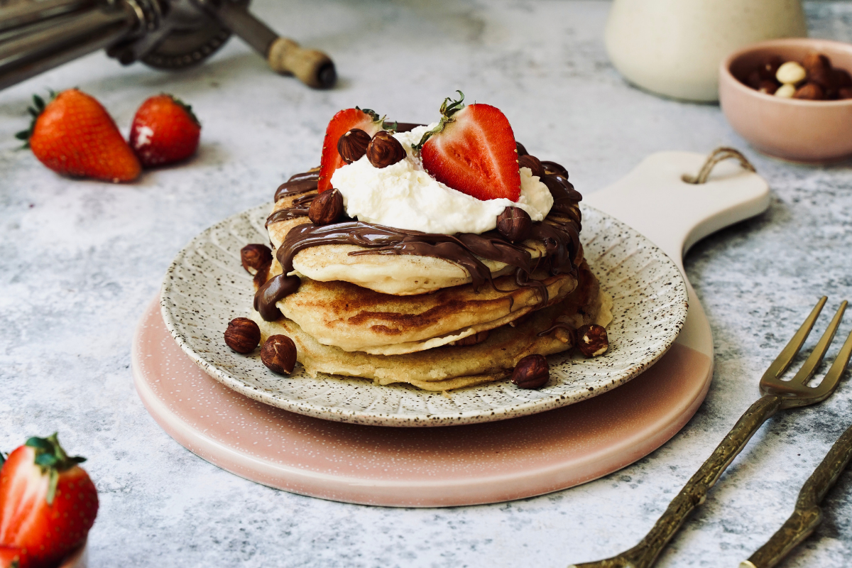 Protein Packed Nutella Stuffed Pancakes - The Healthy Baker